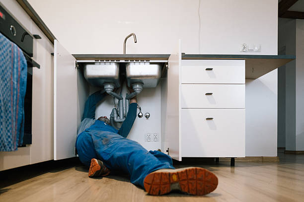 Professional Emergency Plumber technician working in Cliffwood, NJ